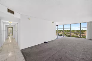 1000 Parkview Dr, Hallandale Beach, FL 33009 - Photo 8
