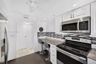 1000 Parkview Dr, Hallandale Beach, FL 33009 - Photo 20
