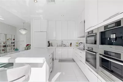 900 Brickell Key Blvd #1901, Miami, FL 33131 - Photo 24