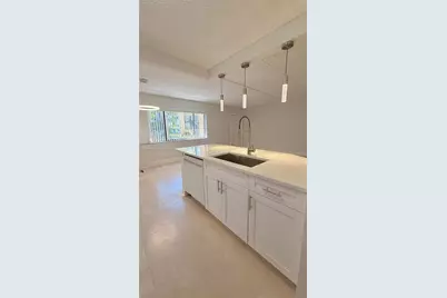 110 Meadows Cir #110, Boynton Beach, FL 33436 - Photo 4