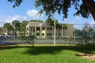 110 Meadows Cir, Boynton Beach, FL 33436 - Photo 28