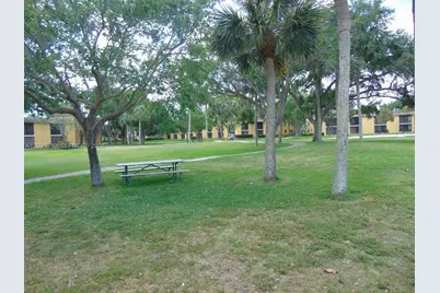 110 Meadows Cir #110, Boynton Beach, FL 33436 - Photo 30
