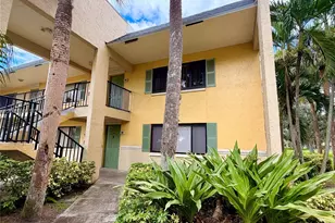 110 Meadows Cir, Boynton Beach, FL 33436 - Photo 20