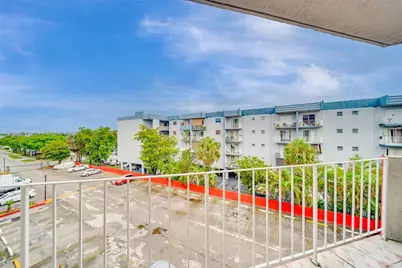 1750 W 46th St #437, Hialeah, FL 33012 - Photo 18