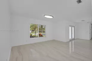 13840 SW 74th Ave, Palmetto Bay, FL 33158 - Photo 12