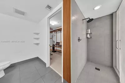 92 SW 3rd St #2802, Miami, FL 33130 - Photo 16