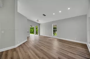 815 Falling Water Rd, Weston, FL 33326 - Photo 6