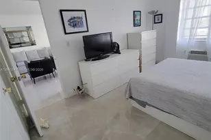 220 Kings Point Dr, Sunny Isles Beach, FL 33160 - Photo 6