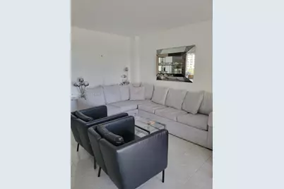 220 Kings Point Dr #606, Sunny Isles Beach, FL 33160 - Photo 4