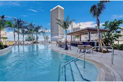159 NE 6th St #2508, Miami, FL 33132 - Photo 16