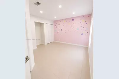 7466 NW 34th St, Lauderhill, FL 33319 - Photo 4