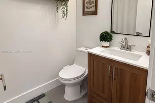 7466 NW 34th St, Lauderhill, FL 33319 - Photo 8