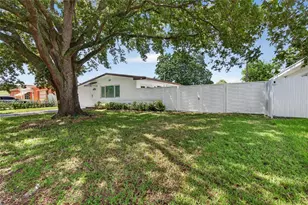 320 N 70th Terrace, Hollywood, FL 33024 - Photo 4