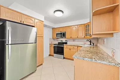 2780 NE 183rd St #1207, Aventura, FL 33160 - Photo 18