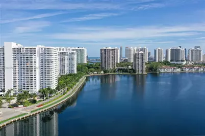 2780 NE 183rd St #1207, Aventura, FL 33160 - Photo 42