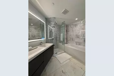851 NE 1st Ave #1404, Miami, FL 33132 - Photo 12