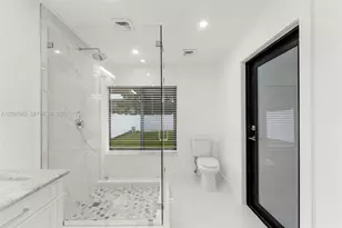 10480 SW 130th Ave, Miami, FL 33186 - Photo 12