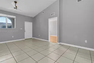 1543 SE 25th St, Homestead, FL 33035 - Photo 8