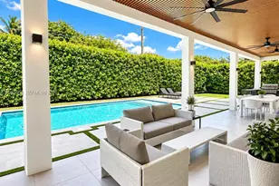 21498 Highland Lakes Blvd, Miami, FL 33179 - Photo 2