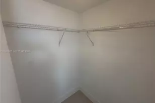 245 18th St, Miami Beach, FL 33139 - Photo 24