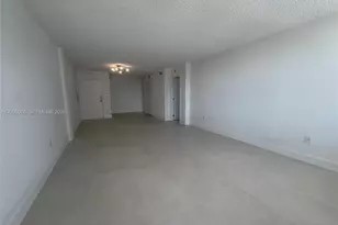 245 18th St, Miami Beach, FL 33139 - Photo 10