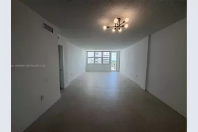 245 18th St #805, Miami Beach, FL 33139 - Photo 8
