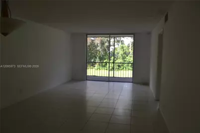 300 S Hollybrook Dr #203, Pembroke Pines, FL 33025 - Photo 10