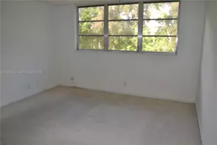 300 S Hollybrook Dr, Pembroke Pines, FL 33025 - Photo 16