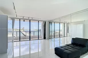 555 NE 15th St, Miami, FL 33132 - Photo 12