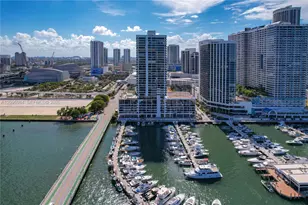 555 NE 15th St, Miami, FL 33132 - Photo 20