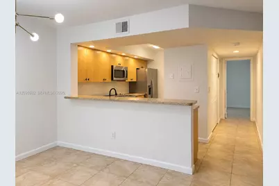 18870 NW 57th Ave #202, Hialeah, FL 33015 - Photo 2