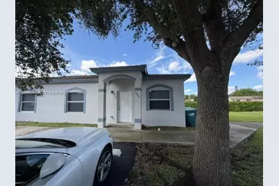 28402 SW 141st Pl, Homestead, FL 33033 - Photo 1