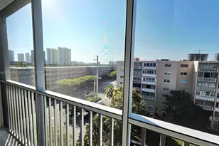 319 NE 14th Ave, Hallandale Beach, FL 33009 - Photo 18