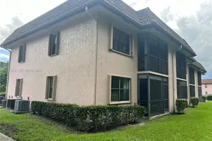 10301 NW 11th St, Pembroke Pines, FL 33026 - Photo 18