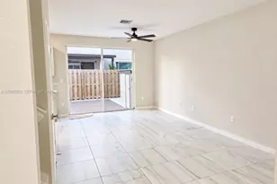 2419 SE 11th St, Homestead, FL 33035 - Photo 6