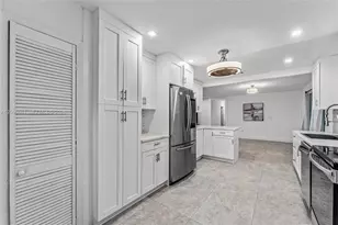 4872 NW 1st Ct, Plantation, FL 33317 - Photo 6