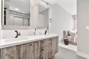 6365 Collins Ave, Miami Beach, FL 33141 - Photo 20