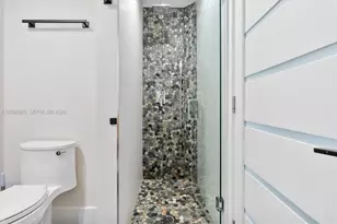 6365 Collins Ave, Miami Beach, FL 33141 - Photo 28