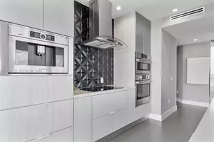 6365 Collins Ave, Miami Beach, FL 33141 - Photo 12