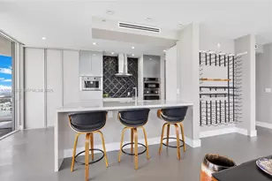 6365 Collins Ave, Miami Beach, FL 33141 - Photo 10
