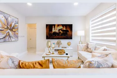 55 SW 60th Ave, Miami, FL 33144 - Photo 8