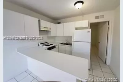 9760 SW 184th St #17B, Cutler Bay, FL 33157 - Photo 2