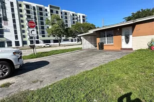 4812 SW 45th Ave, Dania Beach, FL 33314 - Photo 2
