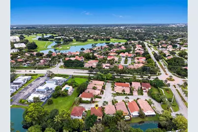 417 Kelly Ln, Weston, FL 33326 - Photo 38