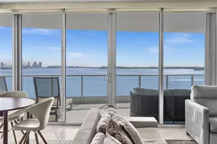 1331 Brickell Bay Dr, Miami, FL 33131 - Photo 2