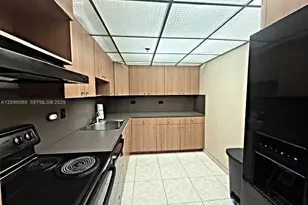20355 NE 34th Ct, Aventura, FL 33180 - Photo 8