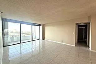 20355 NE 34th Ct, Aventura, FL 33180 - Photo 4