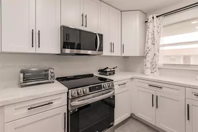 807 W Oakland Park Blvd #H12, Oakland Park, FL 33311 - Photo 6