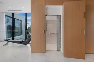 226 W Rivo Alto Dr, Miami Beach, FL 33139 - Photo 28