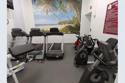 6039 Collins Ave #1710, Miami Beach, FL 33140 - Photo 16